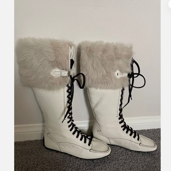 LOUIS VUITTON Cream Leather and Fur Trim Lace Up Boot NEW Size8 - Picture 1 of 13